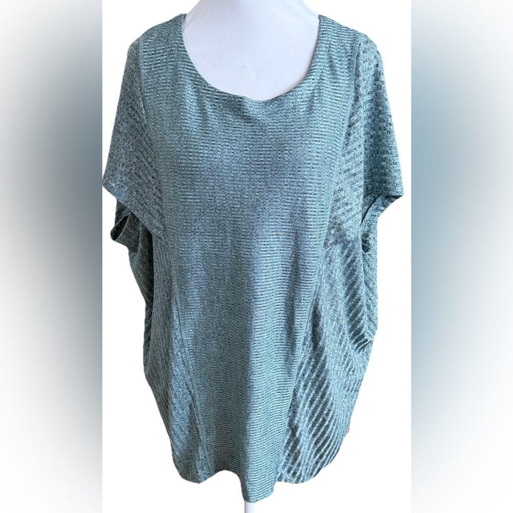 HAYDEN LOS ANGELES Shimmery Soft Green Ribbed Knit Tunic Oversized Top Small